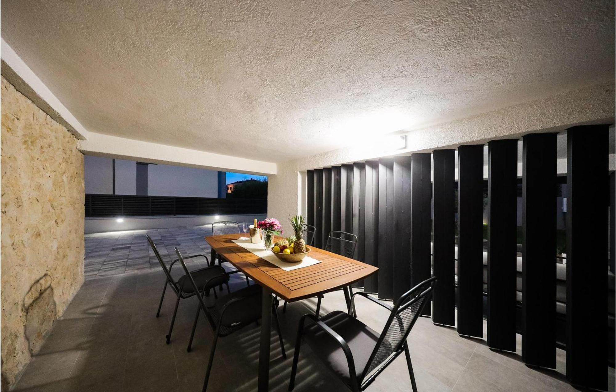 Lovely Apartment In Zadar With Wifi Esterno foto